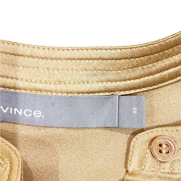 Vince Gold 100% silk collarless 1/2 button down short sleeve Blouse size xs - Picture 6 of 7